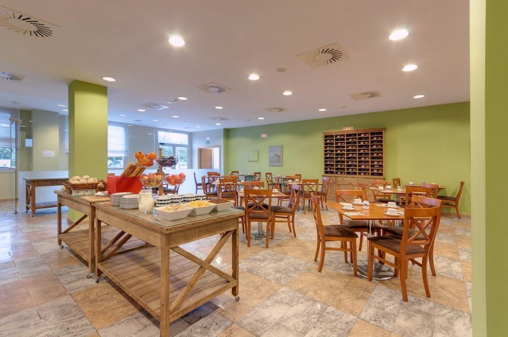 Hotel Ramada By Wyndham Valencia Almussafes