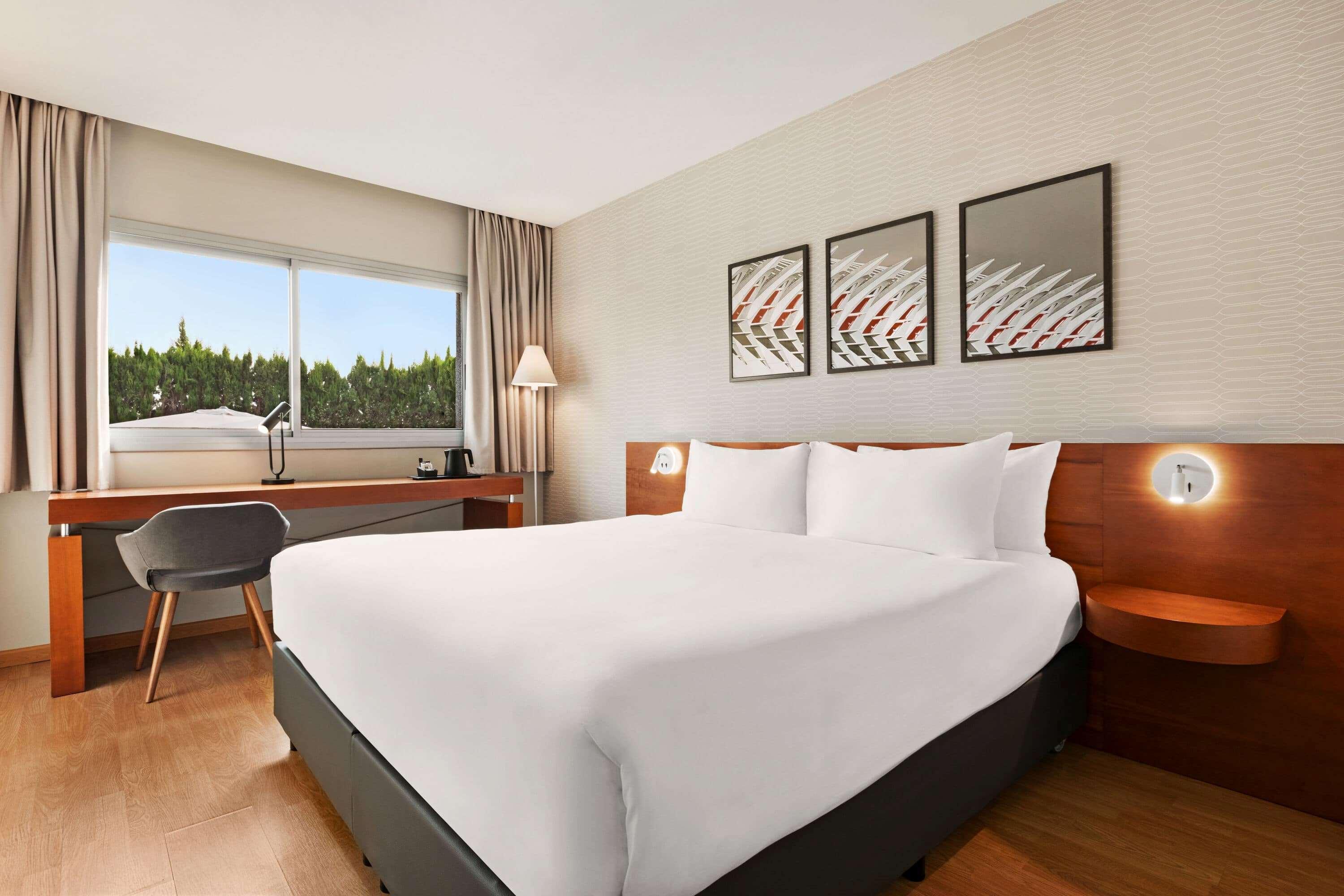 Ramada By Wyndham Valencia Hotel Almussafes