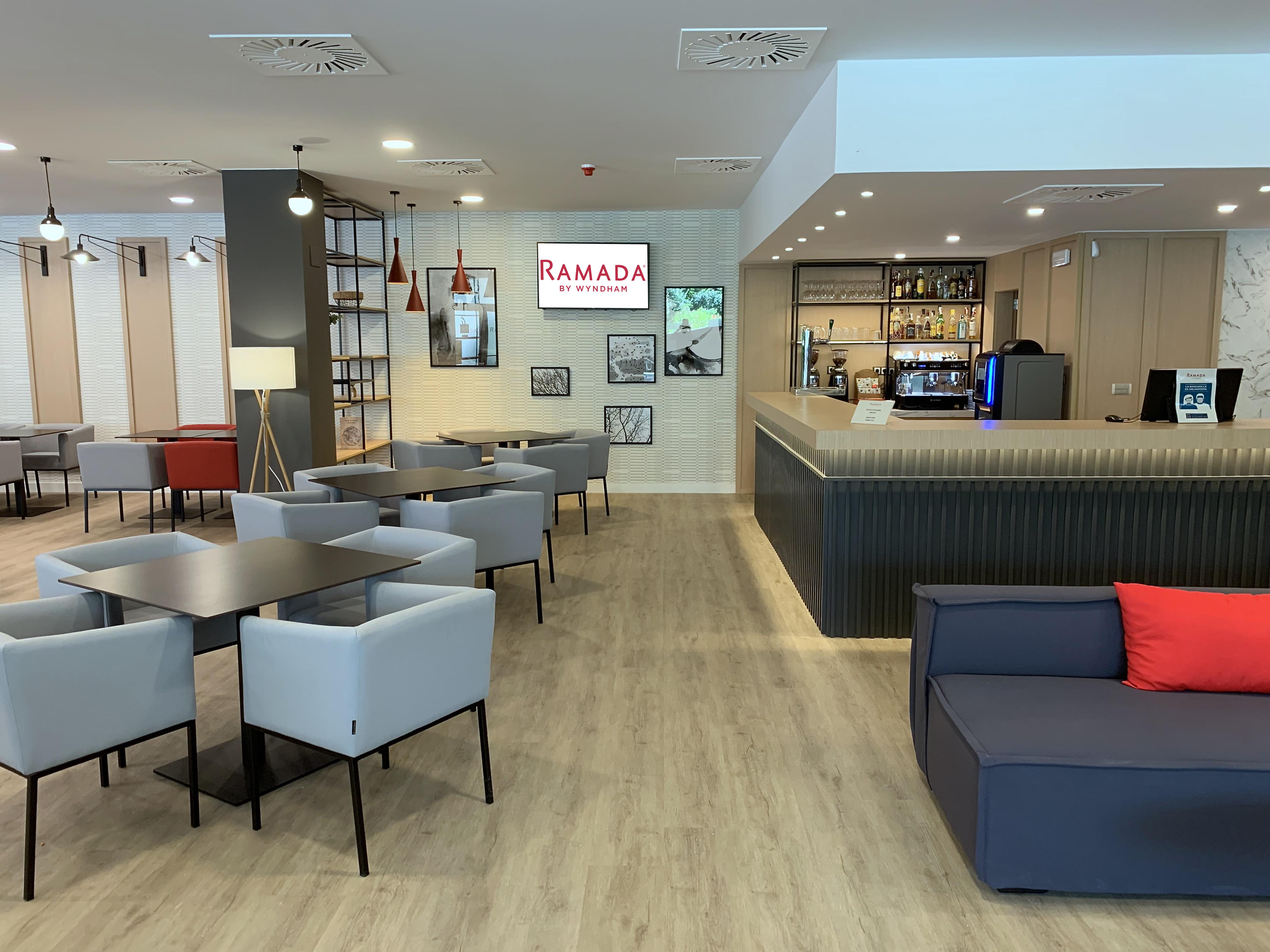 Hotel Ramada By Wyndham Valencia