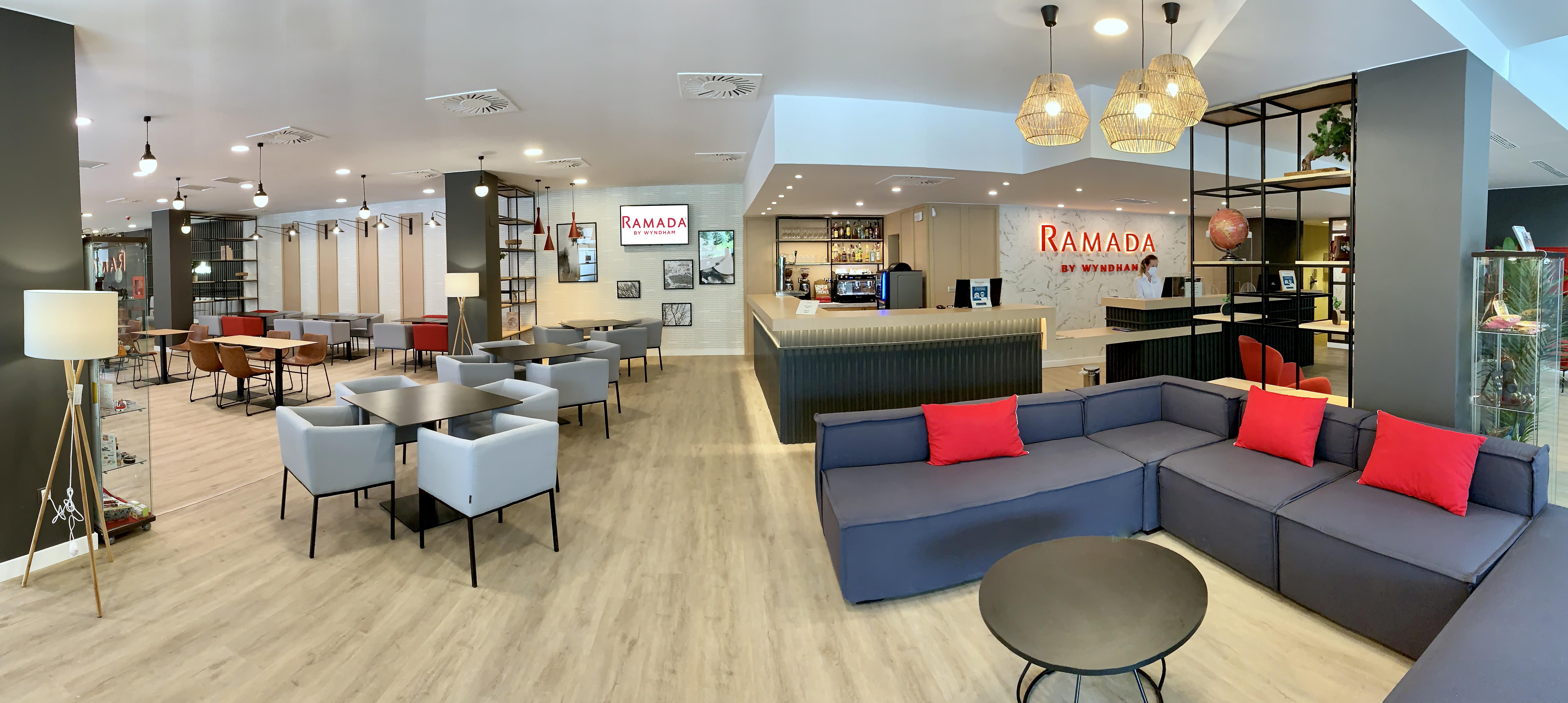 Ramada By Wyndham Valencia Hotel Almussafes