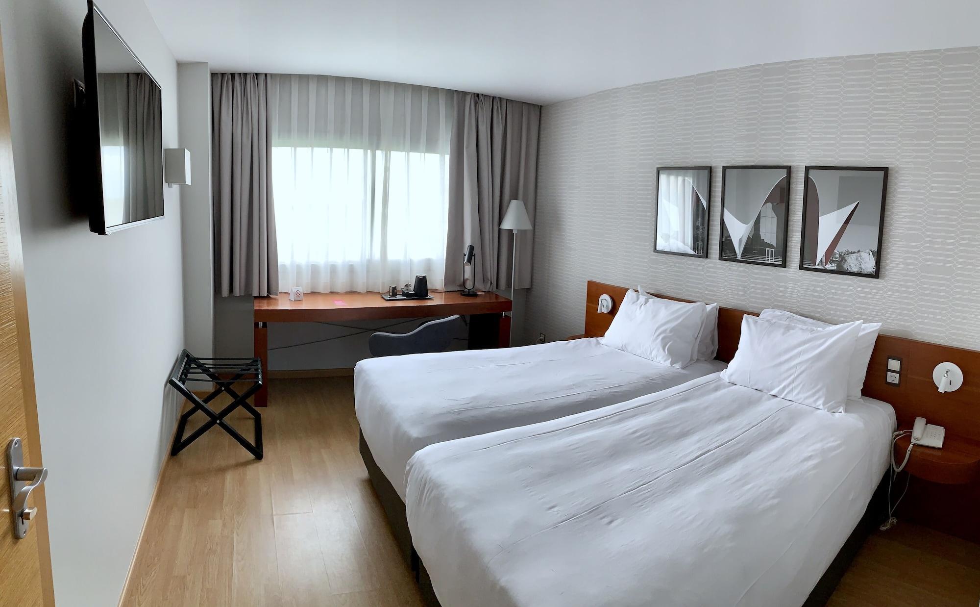Ramada By Wyndham Valencia 3* Almussafes