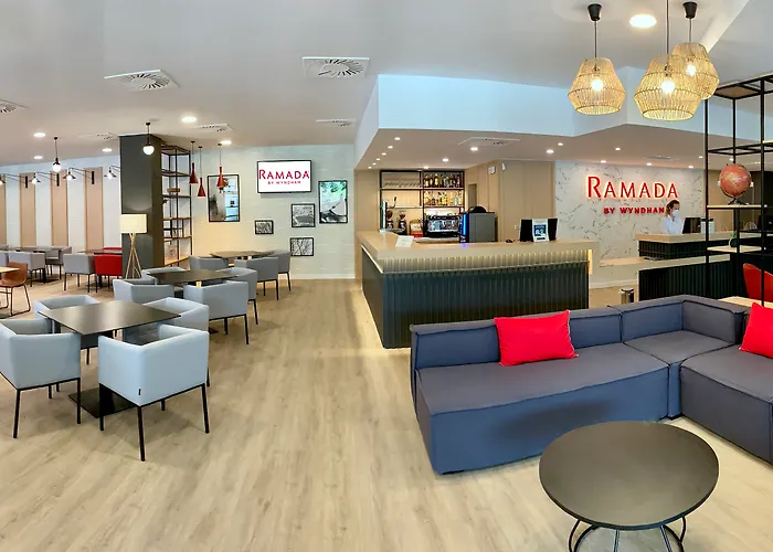 Ramada By Wyndham Valencia Almussafes