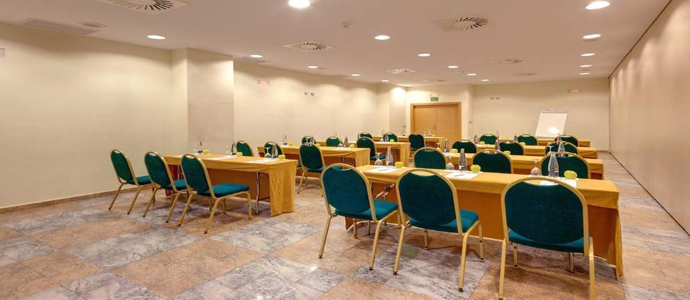Ramada By Wyndham Valencia 3* Almussafes